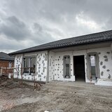 Domnesti, ansamblu case individuale pe parter, curte 400 m